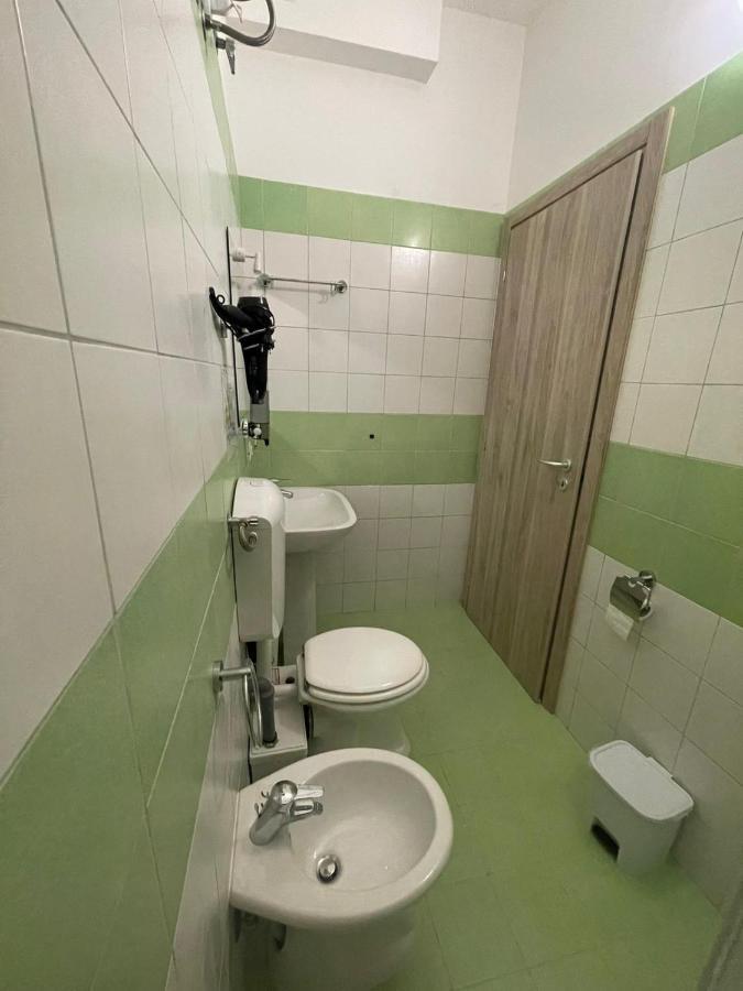 קרוטונה La Finestra Sul Mare B&B מראה חיצוני תמונה